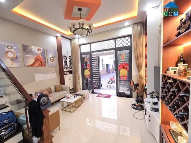 Nhà Đẹp Mê Ly 4 Tầng 4PN Cực Đẹp Tặng Luôn Nội Thất Xịn HXH Khu An Ninh Dân Trí Cao