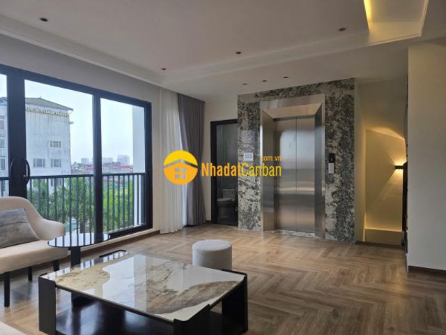 Nhà đẹp nội thất xịn mặt tiền rộng ô tô vào nhà ngõ phố tân thụy dt 41.3m2. Giá 15.2 tỷ