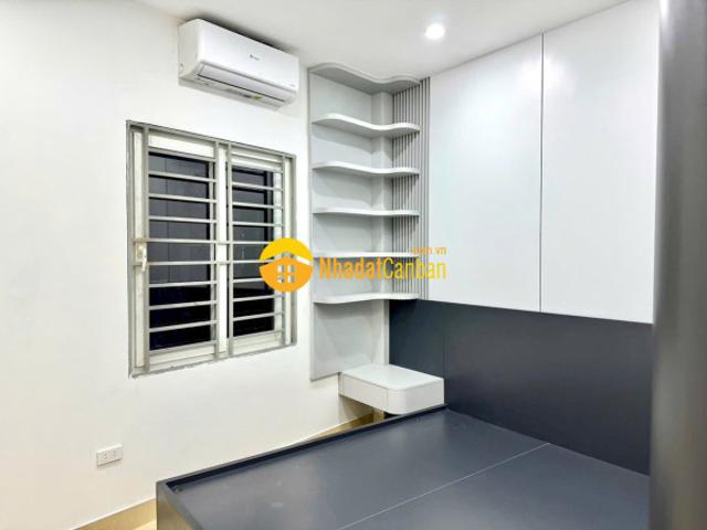 Nhà đẹp nội thất hiện đại ngõ thoáng thạch bàn dt 38m2. Giá 6.95 tỷ