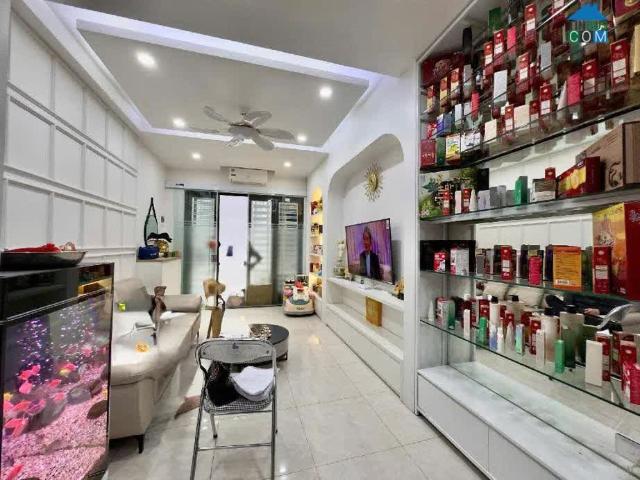 Nhà đẹp Nam Dư ở ngay, dân xây cẩn thận, chắc chắn, 3 ngủ, 20m ra phố, 6.2 tỷ