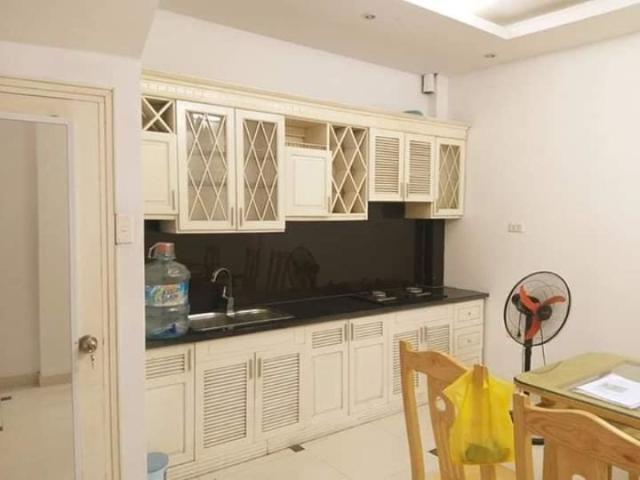 Nhà đẹp Đường Bưởi, 48m2, 5 tầng, Gara oto, giá 6.4 tỷ