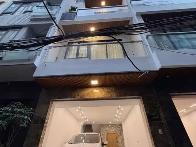 Nhà Đẹp Ngọc Thụy – 7 Tầng Thang Máy – Ô Tô 7 Chỗ Vào Nhà – Full Nội Thất – Ngõ Đẹp Nhất Khu Vực
