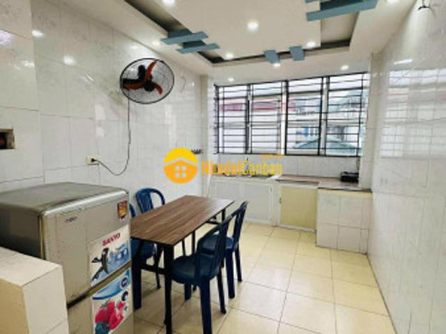 Nhà đẹp ngõ hồ ba mẫu, giá 4.5 tỷ, 16m2x5t, lô góc, ảnh thật
