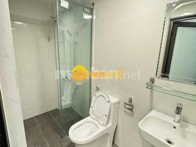 Nhà đẹp ngõ ngọc thuỵ. Lb giá 22.5 tỷ, 44m2x8t, thang máy