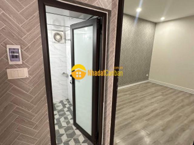 Nhà đẹp ngõ nguyễn khiết, giá 4.95 tỷ, 24m2x2t, ảnh thật
