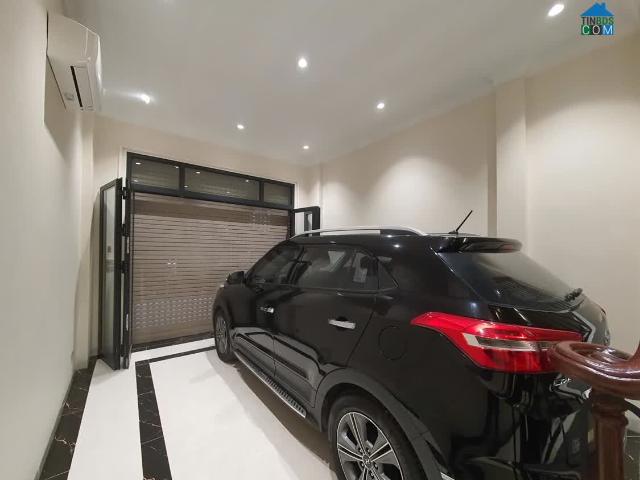 Nhà đẹp Nguyễn Viết Xuân ở ngay, lô góc, ô tô tránh vào nhà, 80m2. MTx5m, ngõ thông các ngả