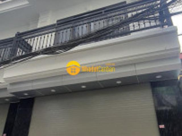 Nhà đẹp nguyên văn cừ trung tâm lô góc gần phố ô tô vào nhà