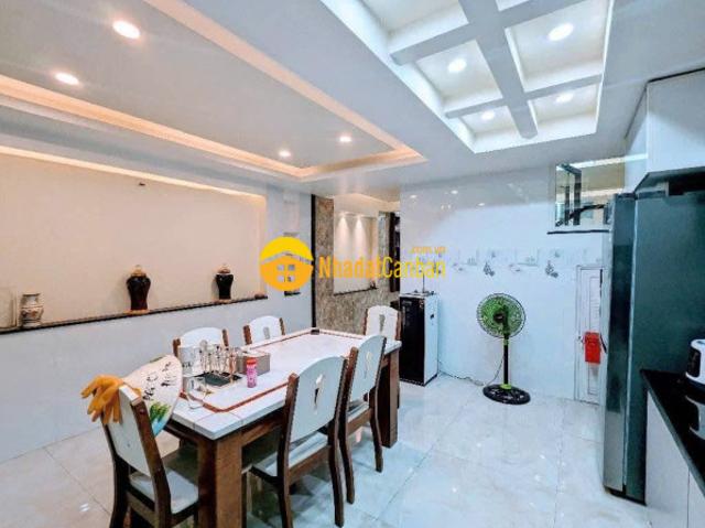 Nhà đẹp đón tết, 5 tầng, ngang 4m, hxh thông, 44m2, vip nguyễn thiện thuật, quận 3, 11. X tỷ