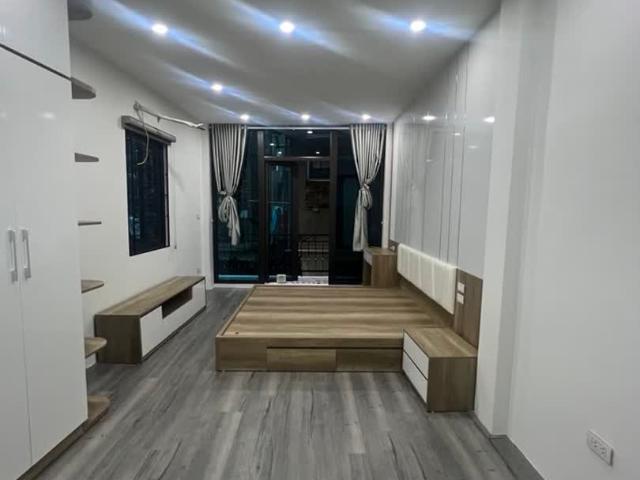 Nhà Đẹp Đón Tết Yên Hoà 35M2 X 6t, MT 4.5m, Ô Tô, Thang Máy, Kinh Doanh, 8.99 Tỷ