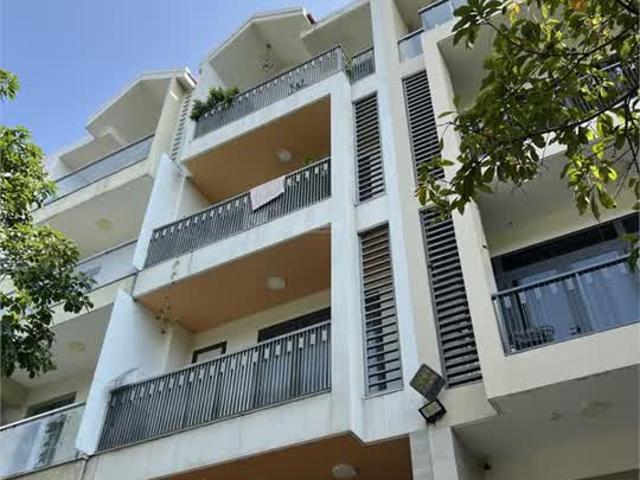 Nhà phố 4 tầng mt đường số q7 gần phú mỹ hưng 6x20m chỉ 24 tỷ