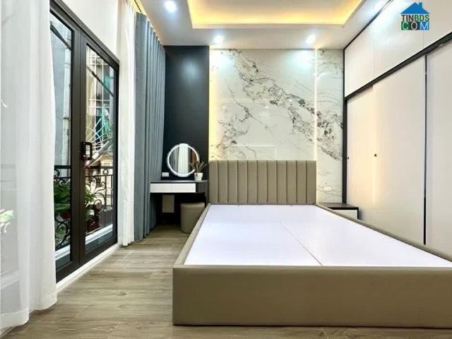 Nhà Phố Cảm Hội, DT 50m2, Hiếm Nhà Bán, 2tầng, Ngõ Rộng, Ô Tô Đỗ Cổng, Giá 9. Xtỷ