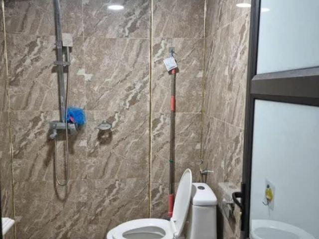 Nhà phố An Dương Vương – Gần Lạc Long Quân – Thiết kế hiện đại, nội thất như mới