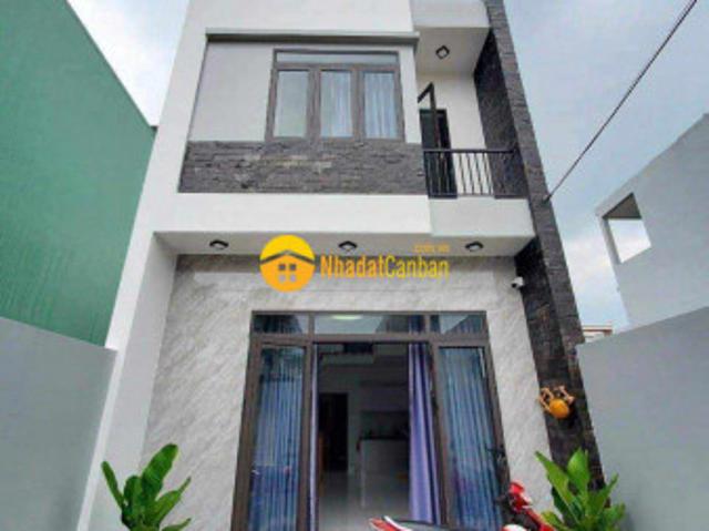 Nhà phố giá ngộp cần ra gấp trước tết