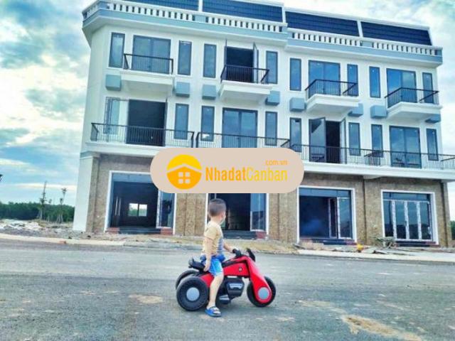 Nhà phố giáp tp biên hoà