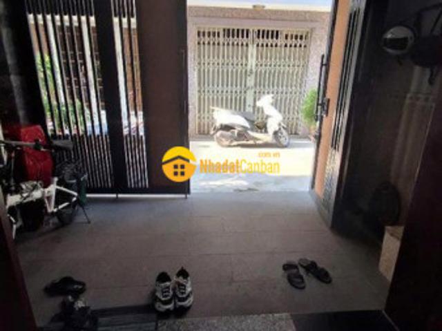 Nhà phố hiện đại 4 tầng hẻm ô tô đỗ cửa ngay sát nguyễn thị thập gần 50m2 chỉ 7 tỷ 950. Mô tả