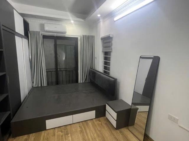 Nhà Phố Đội Cấn, 31m2, Đầu Tư, Lô Góc, 2 Thoáng, Ngõ Thông, Full Nội Thất, Cam Kết Không Quy