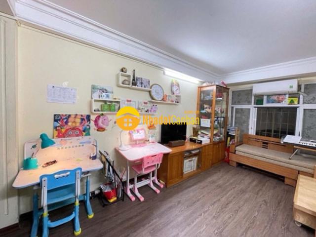 Nhà phố lê thanh nghị, gần phố, 5m ra ô tô tránh, 28m2 x 5t, ngõ thông kinh doanh online, hơn 7 tỷ