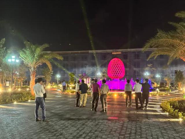 Nhà Phố Mặt Biển Sổ Đỏ Sở Hữu Lâu Dài Ngay Trung Tâm TP Phan Rang