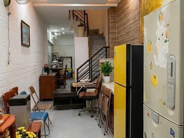 Nhà Phạm Văn Hai, QUẬN TÂN BÌNH, 3 x 13m 38 m2, giá 4.5 tỷ