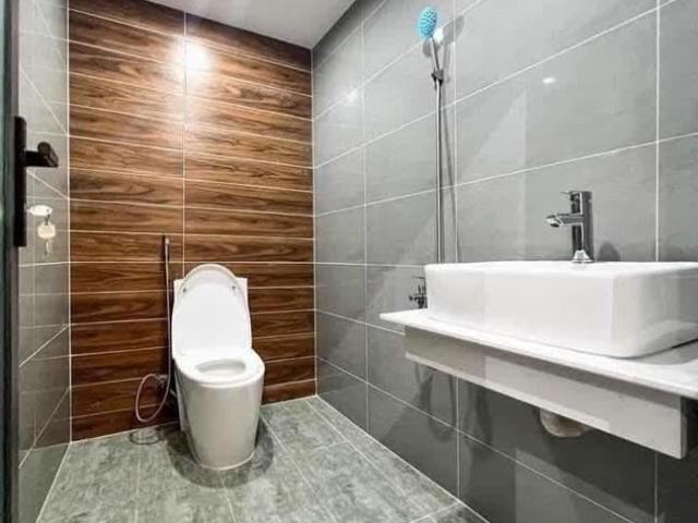 Nhà Phố Mới 91m², Ngay KCN Cầu Tràm. Full Nội Thất. Chỉ 2.2 Tỷ!