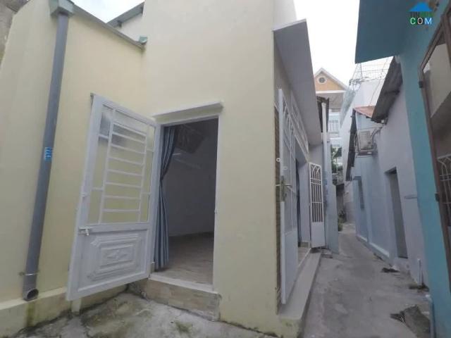 Nhà Phường Trung Dũng Cách Trục Chính 30/4 100m2, SHR, 1Tỷ250Triệu