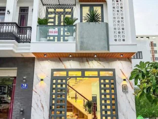 Nhà Phố Ngay Trường Học – Phù Hợp Gia Đình Trẻ – 3PN – Giá 2.3 Tỷ