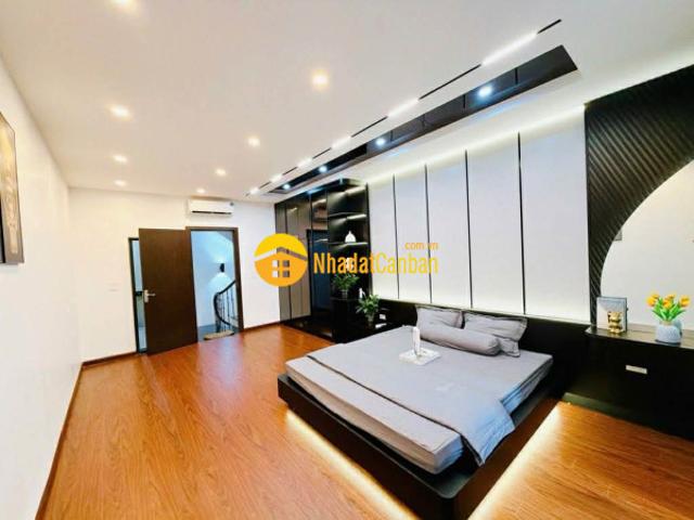 Nhà phố thịnh quang, dt 36m2, 4tầng, ngõ rộng, nhà mới tinh, giá 7. Xtỷ