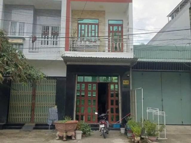 Nhà Phố Trung Tâm Bến Lức 80m2– Ở & Kinh Doanh Tốt Hạ Giá Còn 4 Tỷ 250 Triệu Bớt Lộc