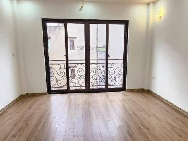 Nhà Phố Trại Cá, DT 52m2, Đẹp Lung Linh, 5tầng, Thang Máy, MT 4.3m, Giá Hơn 10tỷ