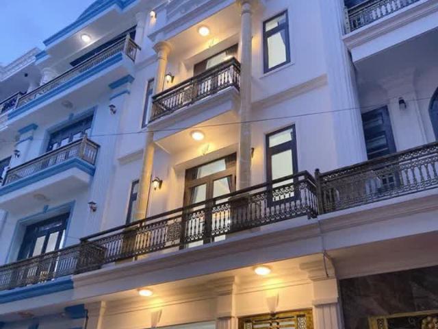 Nhà phố xinh rẻ 5.6 x 9m 1 trệt 3 lầu Liên khu 4 5 Bình Tân TP. HCM