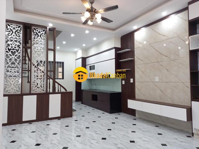 Nha phô bê văn đan, 5 tâng mơi đep như khach san, 42m gia 4.65 ty
