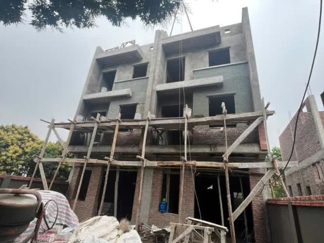 Nhà RỘNG ĐẸP cách AEON Hà Đông chỉ 5km Diện tích 88m2 x 3,5 Tầng Ô tô ngủ trong sân