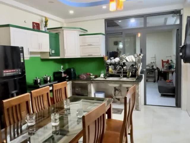 Nhà Rê Giá Đẹp Biệt Thự Tại KDC Vĩnh Lộc 190 M2 Nội Thất Đẹp Chỉ 15 Tỷ 8 Vào Ở Ngay