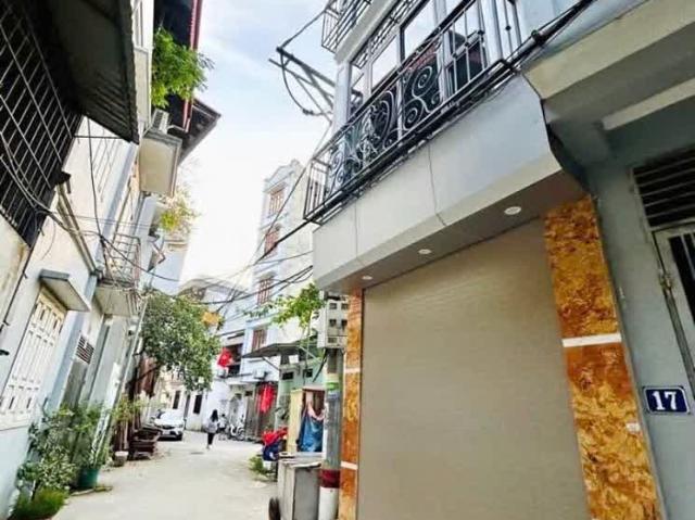Nhà Riêng 6 Tầng Thang Máy_ Sát CV Hoà Bình/ Ngoại Giao Đoàn DT 35M2X 6 Tầng Mặt Ngõ Thông