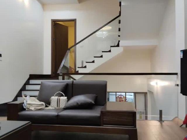 Nhà riêng tại Bắc Cầu, 5.25 tỷ, 44m2, ngõ rộngt VF3 lùi vào ngõ, ba gác vào tận nhà
