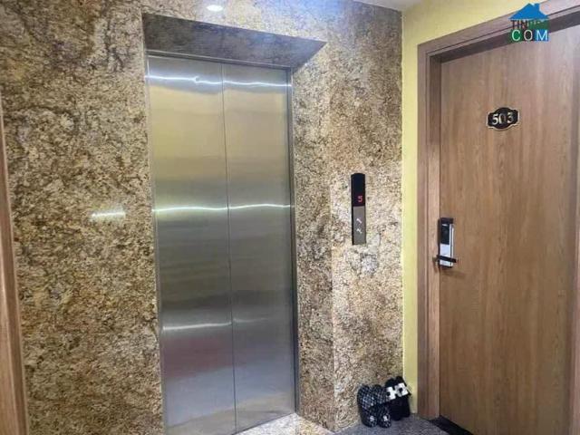 Nhà tôi cho thuê Nhà căn góc, mới, 114m2_ 4T  vỉa hè, Phố Đội Cấn 46 Tr