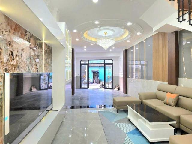 Nhà tân cổ điển, hẻm xe hơi huỳnh tấn phát, 4.2x16m, chỉ hơn 8 tỷ