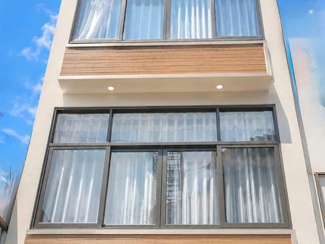 Nhà Tân Hòa Tân Bình Đường 6m Ô Tô Tránh Nhà 5 Tầng Gần 70m²