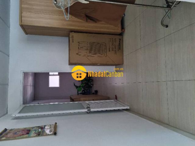 Nhà tân phú sát. Tân bình 4.2x18m chỉ 4.9 tỷ. 79m2