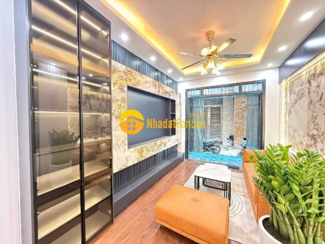 Nhà thanh trì 5m ô tô tránh kinh doanh 25m ra mặt phố 40m2 5 tầng 9.5 tỷ