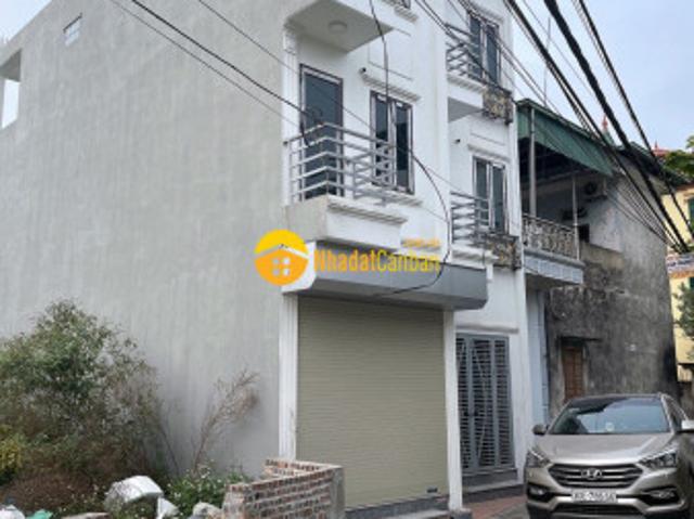 Nhà thiết kế 3 tầng diện tích 32m2, hướng đông bắc