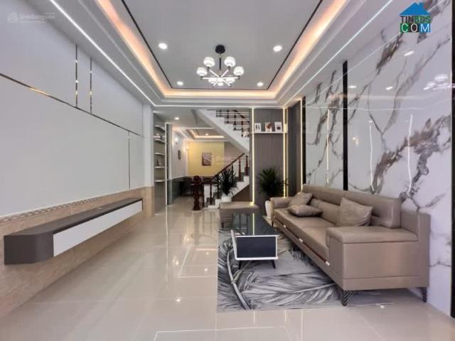 Nhà thiết kế đẹp, nội thất xịn, hẻm 6m thông Thạnh Xuân 22, gần chợ Minh Phát