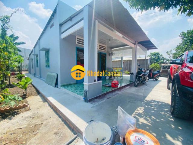 Nhà vườn thạnh phú vĩnh cửu nhà rộng thoáng mát có sân rộng, an cư lạc nghiệp