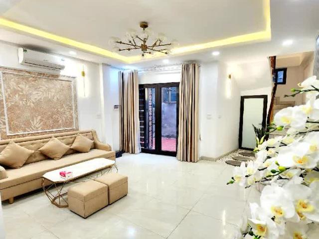 Nhà Xã Đàn, Đống Đa, Siêu Mới Lô Góc – Gần Phố Full Nội Thất – Gần Bãi Đỗ Xe – 37m2 – 9.9 tỷ