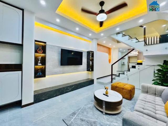 Nhà Xô Viết Nghệ Tĩnh, Bình Thạnh 42m², 3 tầng, gần 7 tỷ, tổ ấm hiện đại