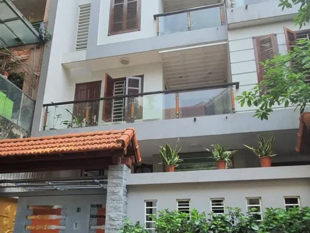 Nhà xây mới, mình chính chủ cho thuê nguyên căn, VP, Kinh doanh 134m2_ 4.5T  35 Tr. Trương Định