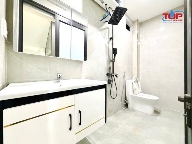 Nhà xây mới đường thông lạch tray thang máy nhập khẩu