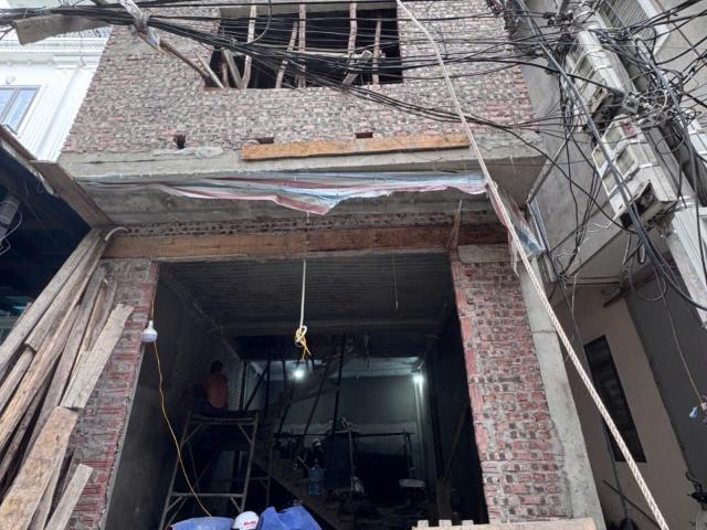 Nhà xây mới nguyễn tường loan 4 tầng gia 4,6tyr