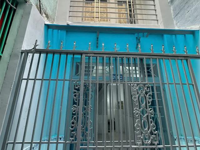 Nhà xinh trung tâm Tân Bình – Giá chỉ 3.2 tỷ Địa chỉ: 204/2 Hoàng Văn Thụ, phường 4, quận Tân Bình