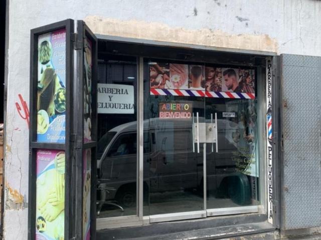 NI Alquiler de local en Av. Lecuna